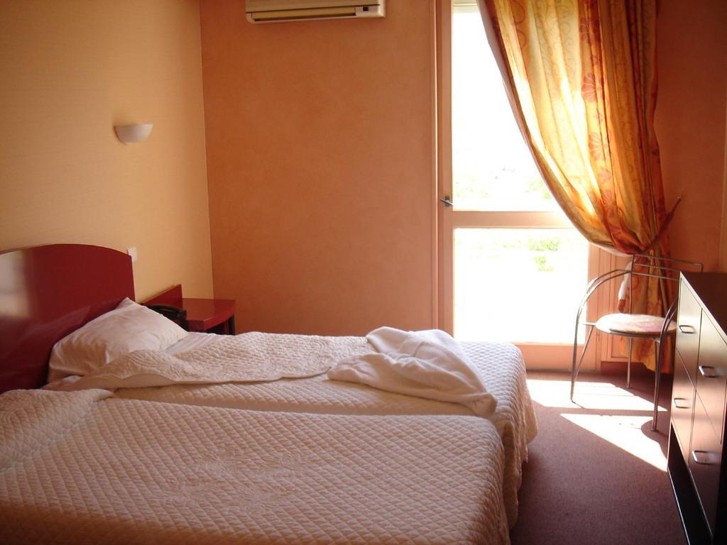 L'Esplan Ξενοδοχείο Saint-Paul-Trois-Chateaux Δωμάτιο φωτογραφία